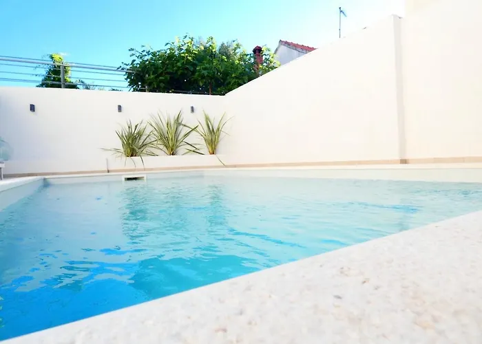 Villa Klaudia With Pool *