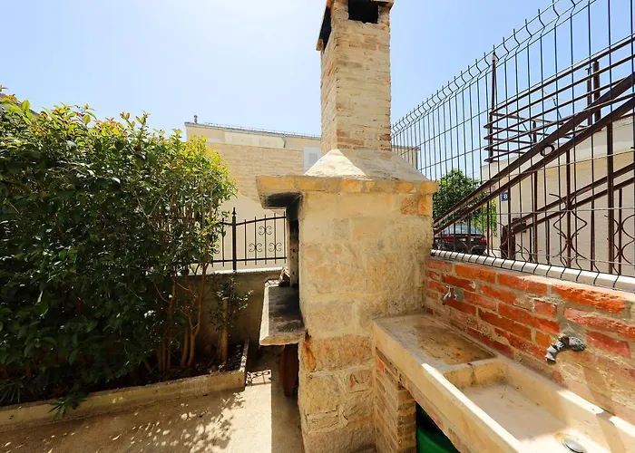 Villa Klaudia With Pool *