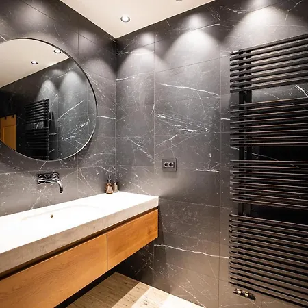 Klaudia With Pool Willa Zadar