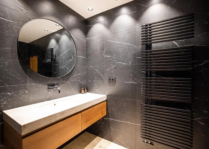 Klaudia With Pool Villa Zara