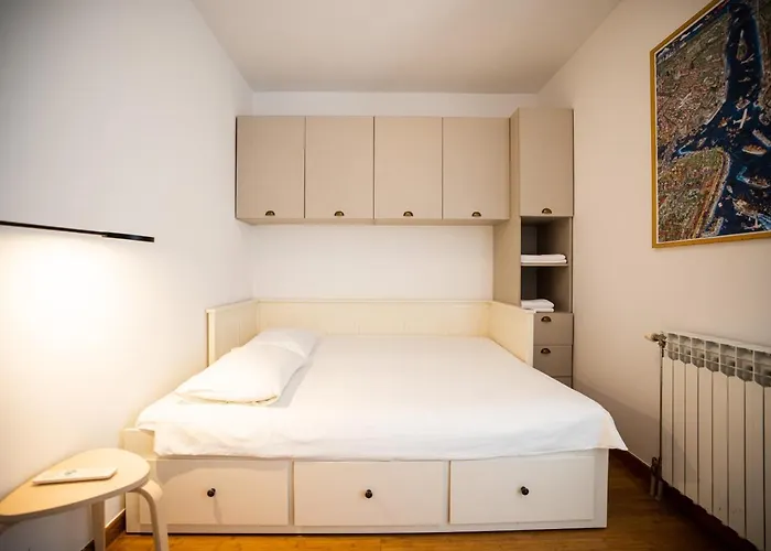 Klaudia With Pool Villa *